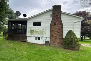 4446 S Carr Rd, Apple Creek, OH 44606 - Photo 2