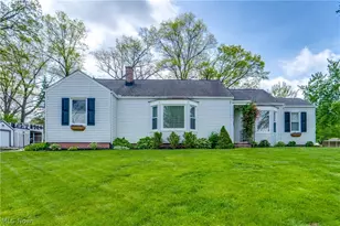 1307 Plymouth St NW, Massillon, OH 44646 - Photo 2