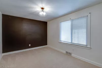 1307 Plymouth Street NW, Massillon, OH 44646 - Photo 20