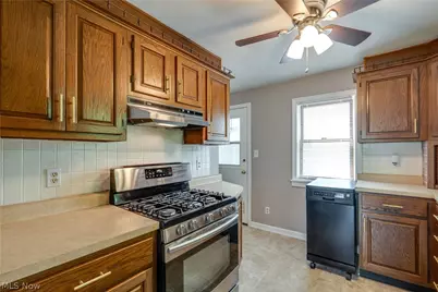 1307 Plymouth Street NW, Massillon, OH 44646 - Photo 14