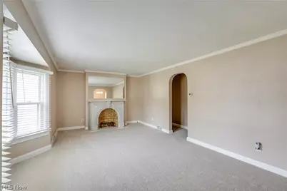 1307 Plymouth Street NW, Massillon, OH 44646 - Photo 4