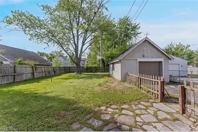 123 Lafayette Street, Elyria, OH 44035 - Photo 30