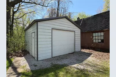 1520 E 27th Street, Ashtabula, OH 44004 - Photo 6