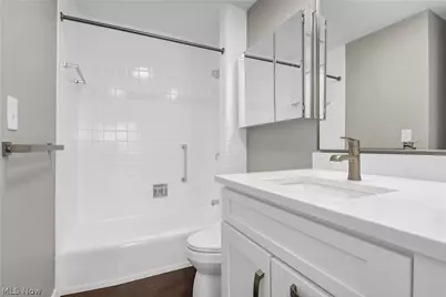 12700 Lake Avenue #2001, Oakwood, OH 44107 - Photo 22