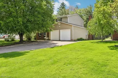 337 Wolf Avenue, Wadsworth, OH 44281 - Photo 2