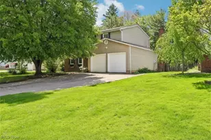 337 Wolf Ave, Wadsworth, OH 44281 - Photo 2