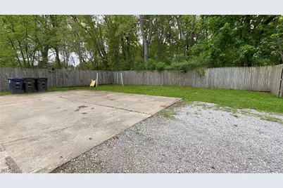 1179 Yukon Avenue, Akron, OH 44320 - Photo 14