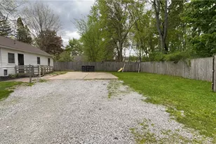 1179 Yukon Ave, Akron, OH 44320 - Photo 16