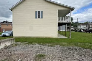 80 26th St, Wellsburg, WV 26070 - Photo 4