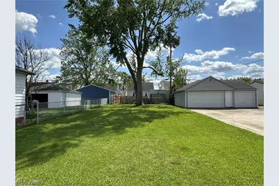 2713 Brookview Boulevard, Parma, OH 44134 - Photo 4