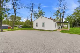 39 Castle Dr, Stow, OH 44262 - Photo 12
