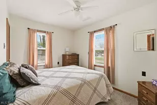 39 Castle Dr, Stow, OH 44262 - Photo 6