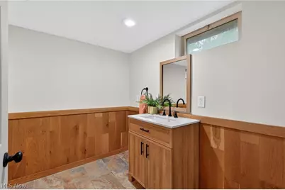 1865 Knight Road, Akron, OH 44306 - Photo 28