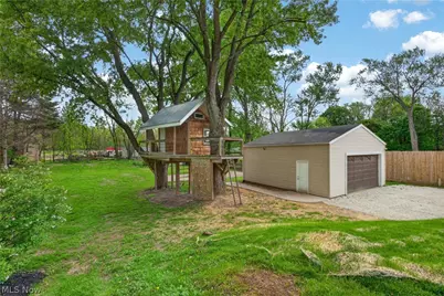 1865 Knight Road, Akron, OH 44306 - Photo 38