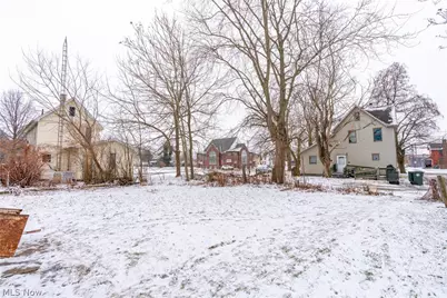 1318 4th Street NE, Canton, OH 44704 - Photo 24