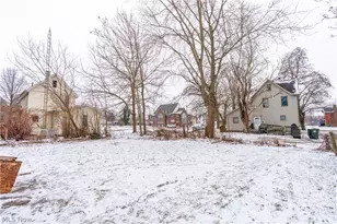 1318 4th St NE, Canton, OH 44704 - Photo 24