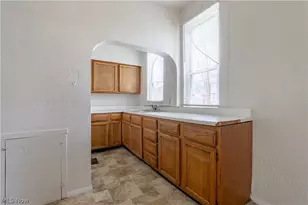 1318 4th St NE, Canton, OH 44704 - Photo 10