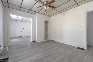 1318 4th St NE, Canton, OH 44704 - Photo 8