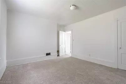 1318 4th Street NE, Canton, OH 44704 - Photo 16