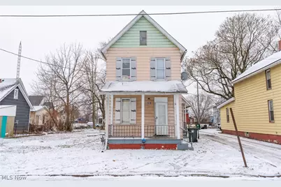 1318 4th Street NE, Canton, OH 44704 - Photo 1
