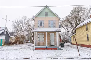 1318 4th St NE, Canton, OH 44704 - Photo 1