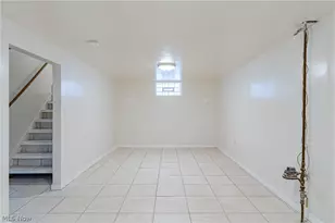 10800 Vernon Ave, Garfield Heights, OH 44125 - Photo 18
