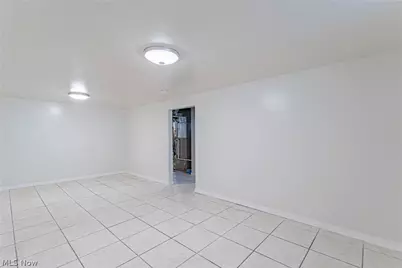 10800 Vernon Avenue, Garfield Heights, OH 44125 - Photo 20