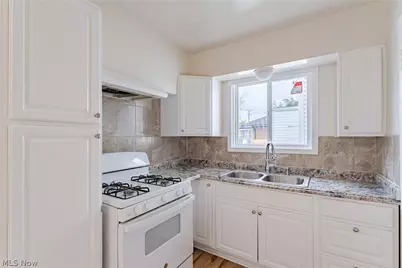 10800 Vernon Avenue, Garfield Heights, OH 44125 - Photo 6