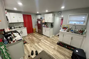2251 W 67th St, Loveland, OH 44102 - Photo 2