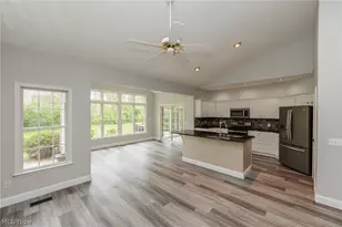 12195 Pheasant Run Cir, North Royalton, OH 44133 - Photo 16