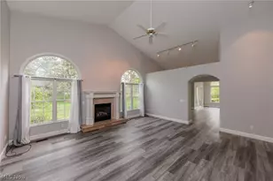 12195 Pheasant Run Cir, North Royalton, OH 44133 - Photo 6