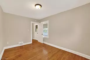 4874 E 95th St, Garfield Heights, OH 44125 - Photo 12