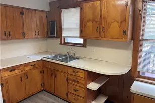 1213 Sherman St, Akron, OH 44301 - Photo 4