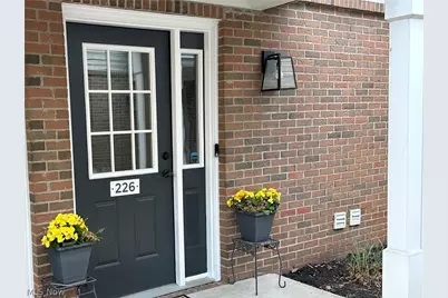 3321 Lenox Village Drive #226, Fairlawn, OH 44333 - Photo 1