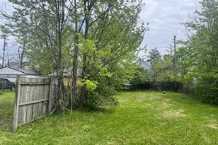 3683 E 139th St, Loveland, OH 44120 - Photo 2