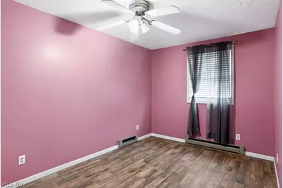112 Locust Lane, St Clairsville, OH 43950 - Photo 14