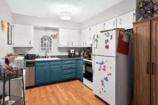 112 Locust Ln, St Clairsville, OH 43950 - Photo 2