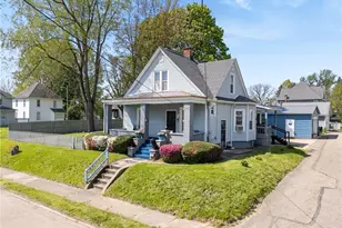 913 7th St NW, Canton, OH 44703 - Photo 2