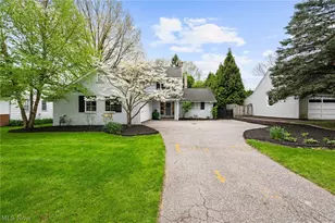 23706 Wimbledon Rd, Huber Heights, OH 44122 - Photo 40