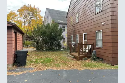 18323 Newell Road, Huber Heights, OH 44122 - Photo 20