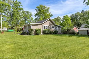 241 Tanglewood Trail, Chippewa Lake, OH 44215 - Photo 2