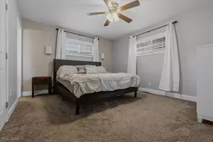 303 59th St, Vienna, WV 26105 - Photo 14