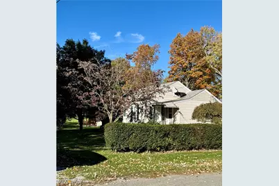 642 Alta Vista Avenue, Akron, OH 44312 - Photo 2