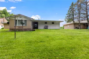 196 Pleasantview Dr, Weirton, WV 26062 - Photo 18