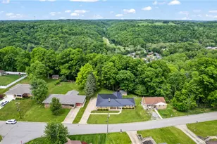 196 Pleasantview Dr, Weirton, WV 26062 - Photo 22