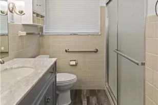 196 Pleasantview Dr, Weirton, WV 26062 - Photo 12