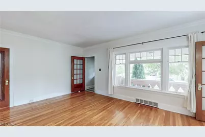 2215 Eldred Avenue, Oakwood, OH 44107 - Photo 12