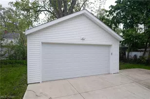 2215 Eldred Ave, Oakwood, OH 44107 - Photo 38