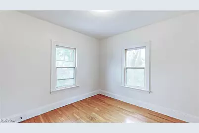 2215 Eldred Avenue, Oakwood, OH 44107 - Photo 18