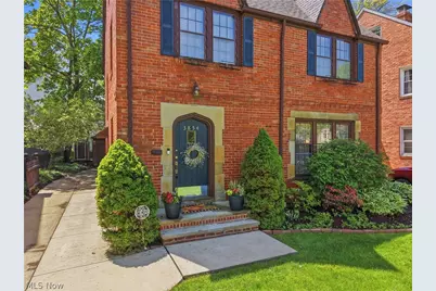 3854 Meadowbrook Boulevard, University Heights, OH 44118 - Photo 2